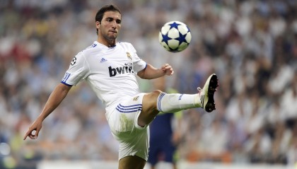 开云体育软件-NFL中国观赛人群突破千万，美式橄榄球走红社交平台，nfl美国职业橄榄球