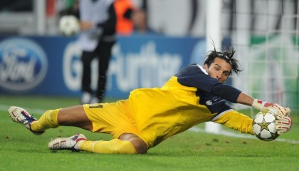 开云体育中国官网-_亲子同场：家庭成员参与网球运动的趣味故事_，关于网球的小故事